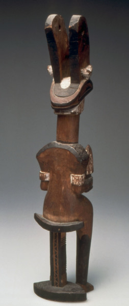 Seated Male Figure (ikenga)